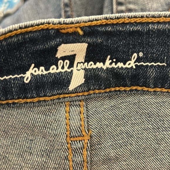 7 For All‎ Mankind  Denim Cutoff Shorty Shorts Size 27 fringe medium wash - Picture 3 of 5